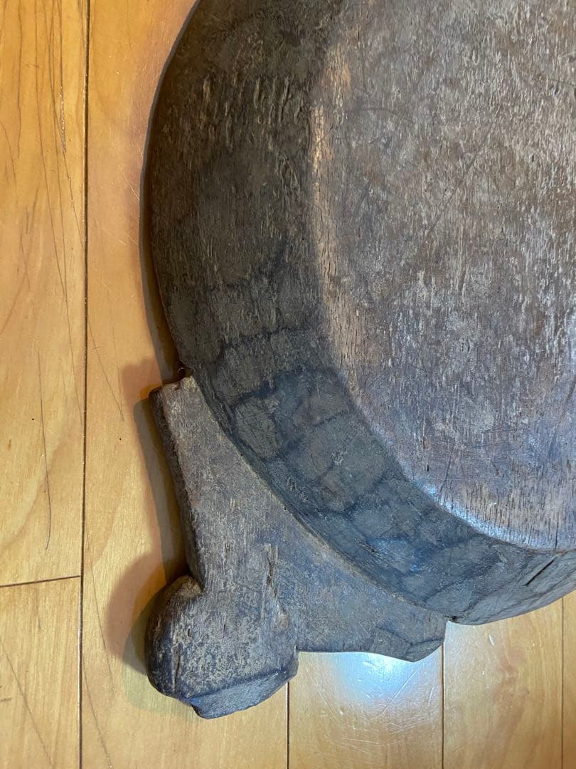 プリミティブ 古木刳り出し木盆｜重量感のある一点｜産地不詳（アジア〜アフリカ）