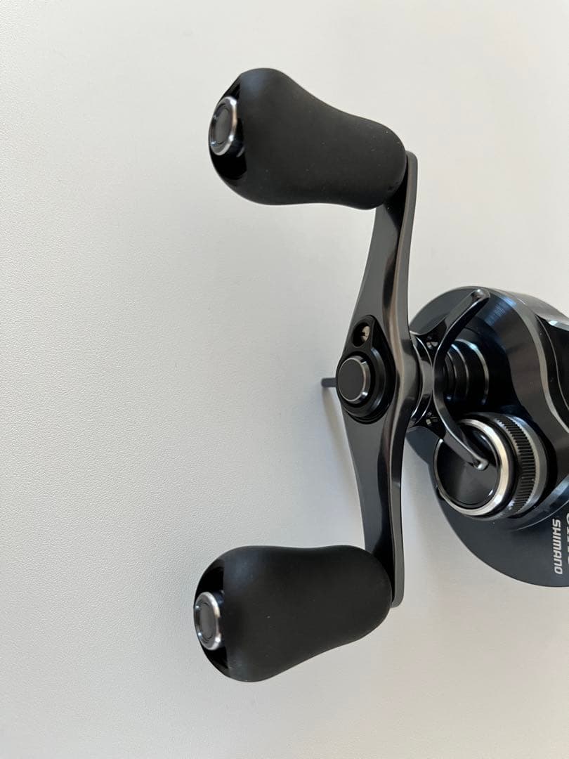 新品未使用品　シマノ 24カルカッタコンクエスト　シャローエディション31HG