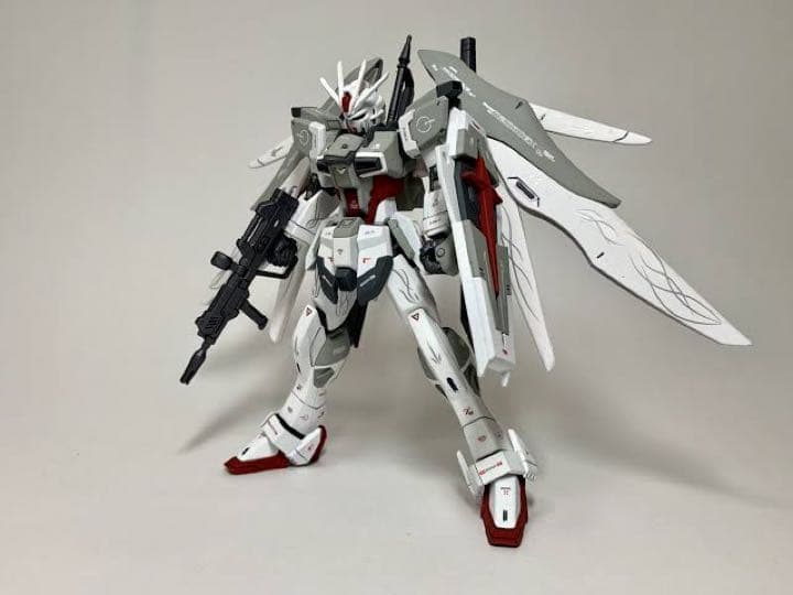 ギリギリの値段！早い者勝ち 1/100 hi-νガンダム Ver.Ka 他2体