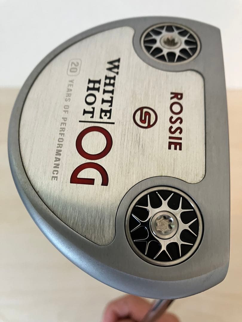 ODYSSEY WHITEHOT OG ROSSIE 33インチ