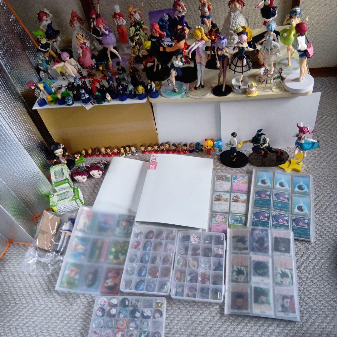 鬼滅の刃美少女フィギュアハンターハンターカード他アニメノンジャンルまとめ売り大量