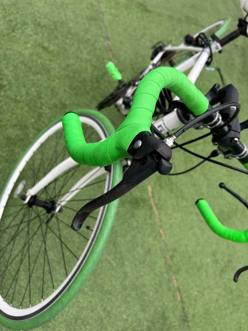 Grandir ロードバイク ホワイト/グリーン　引き取り限定