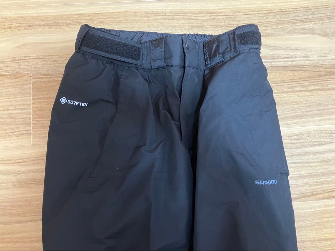 シマノ　ゴアテックス　フィッシングスーツ　Lサイズ　黒　中綿　防寒　防水