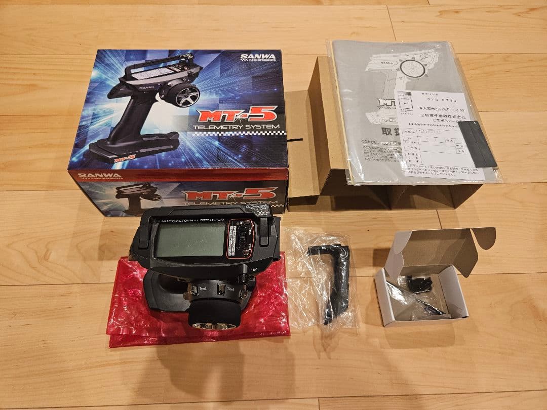 タミヤ TT-02B バギー レッド、サンワ MT-5リモコン付