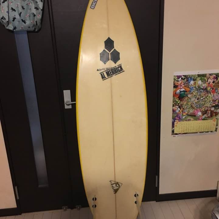 サーフィンボードアルメリック