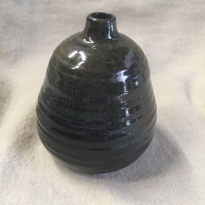 加藤鈔 作品 ☆ 黒 蝶々の一輪挿し ♪