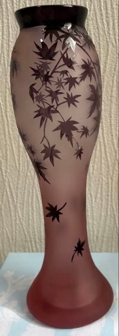 作品)サンドブラストもみじ模様のガラス花瓶 約20cm