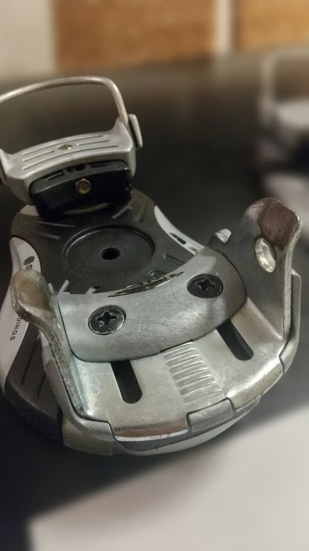 アルペン　スノーボードビンディング