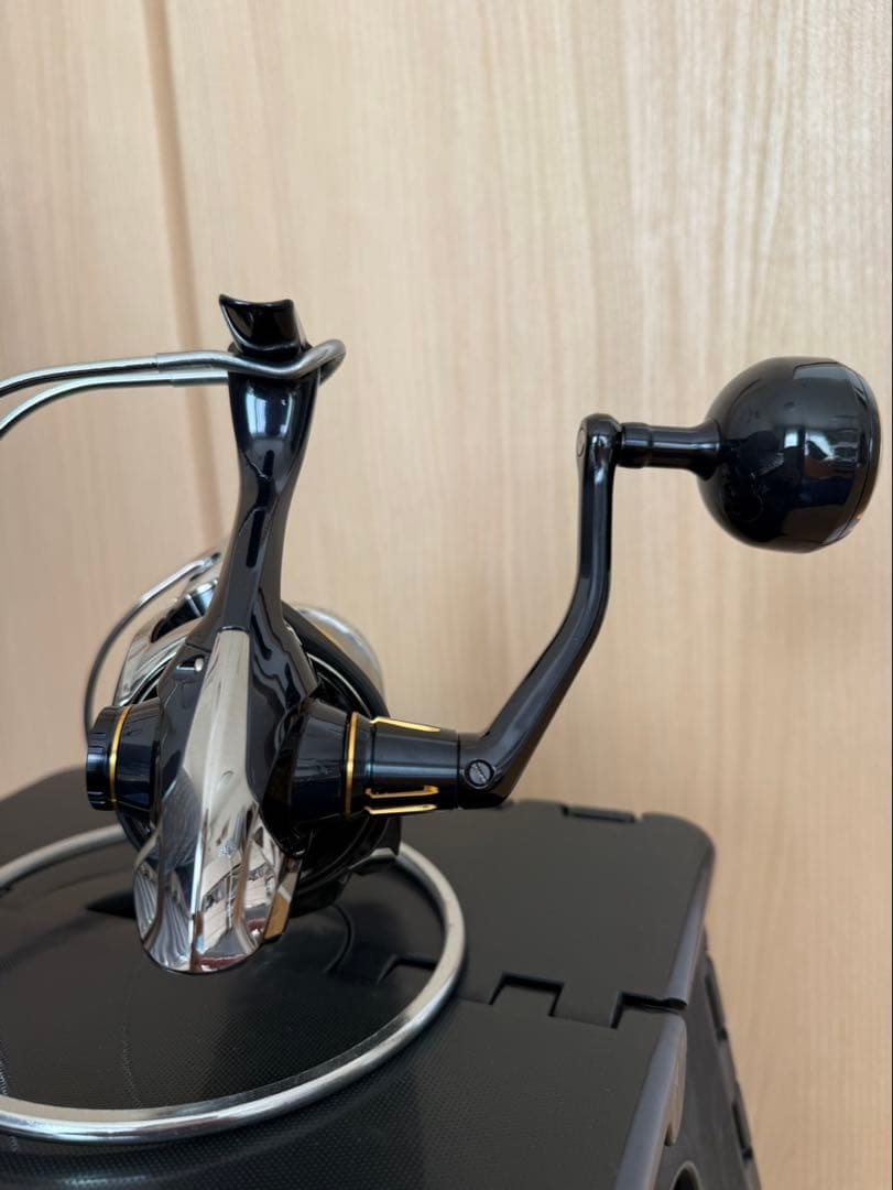 シマノ 19ステラSW8000HG 【使用1回・魚掛けなし・極美品】