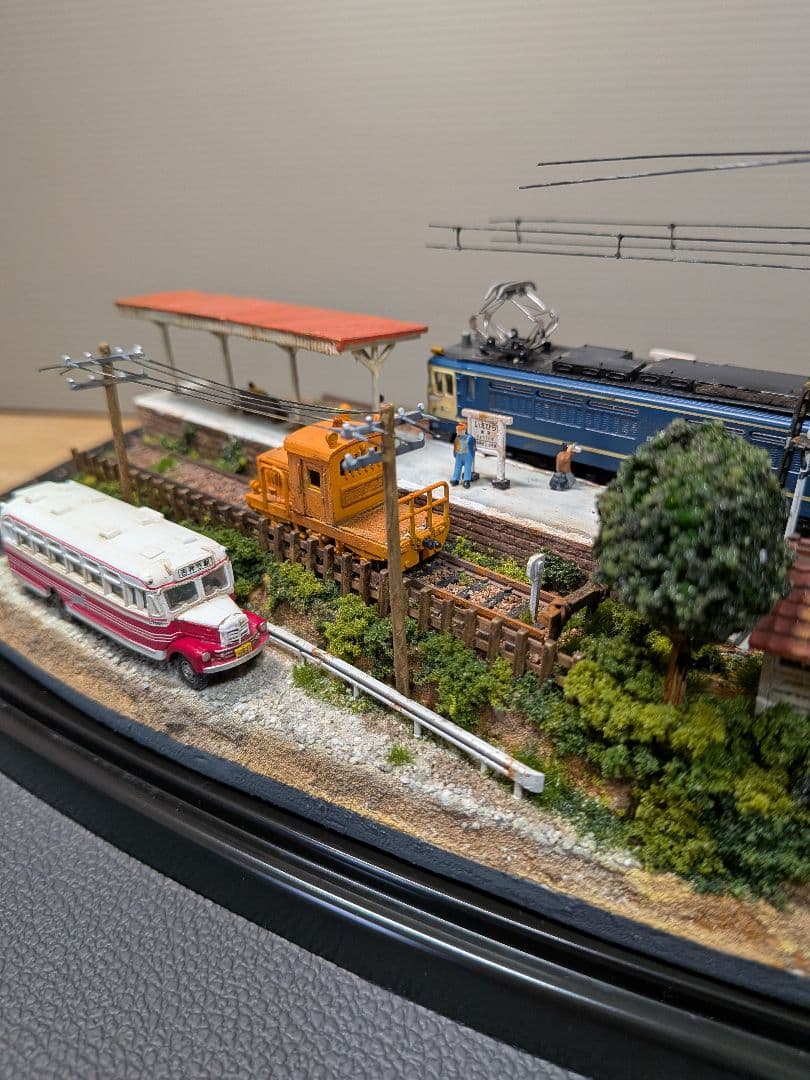 No.58鉄道Nゲージジオラマ車両、バス付き