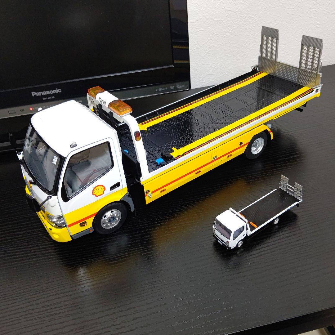 ミニカー tiny 1/18scale HINO 300