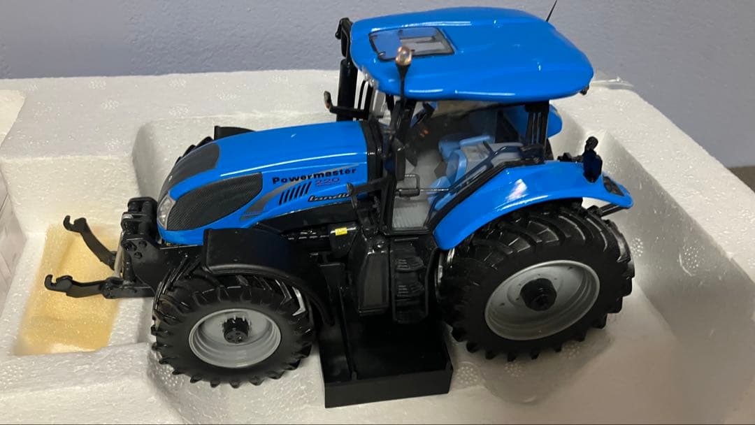 ＵＨトラクタlandiniランディーニパワーマスター220➕作業機セット1/32