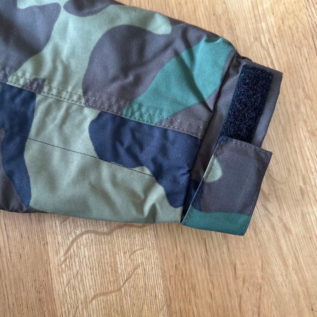 美品　THE NORTH FACE カモフラージュ スノーウェア　100