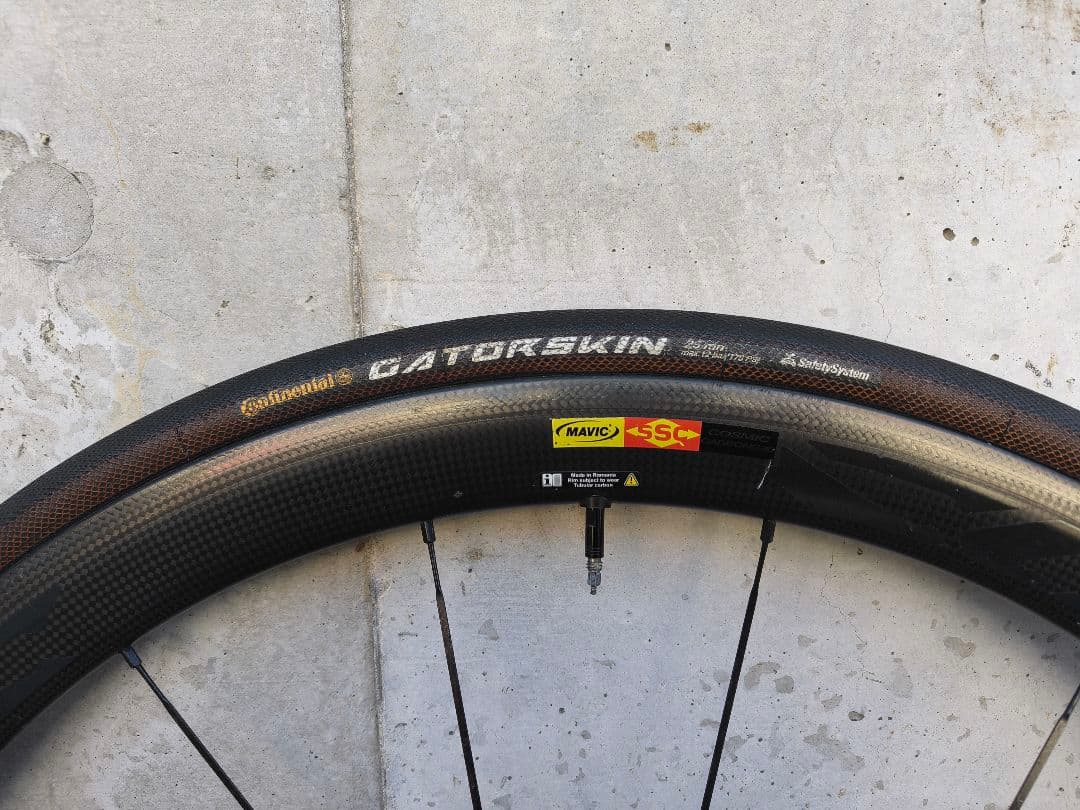 MAVIC COSMIC CARBON 40　チューブラーホイール