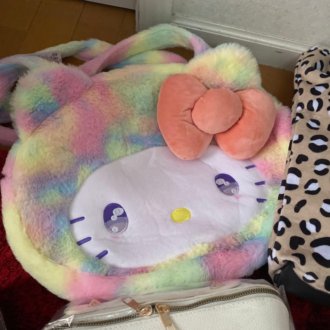 サンリオ　キティ　ギャル　ヒョウ柄　キーケース　ぬいぐるみ　バッグ　保冷バッグ