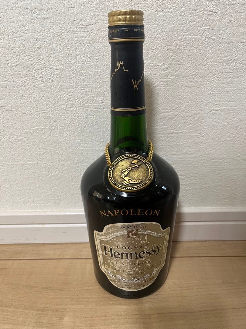 Hennessy Napoleon ブランデー 700ml