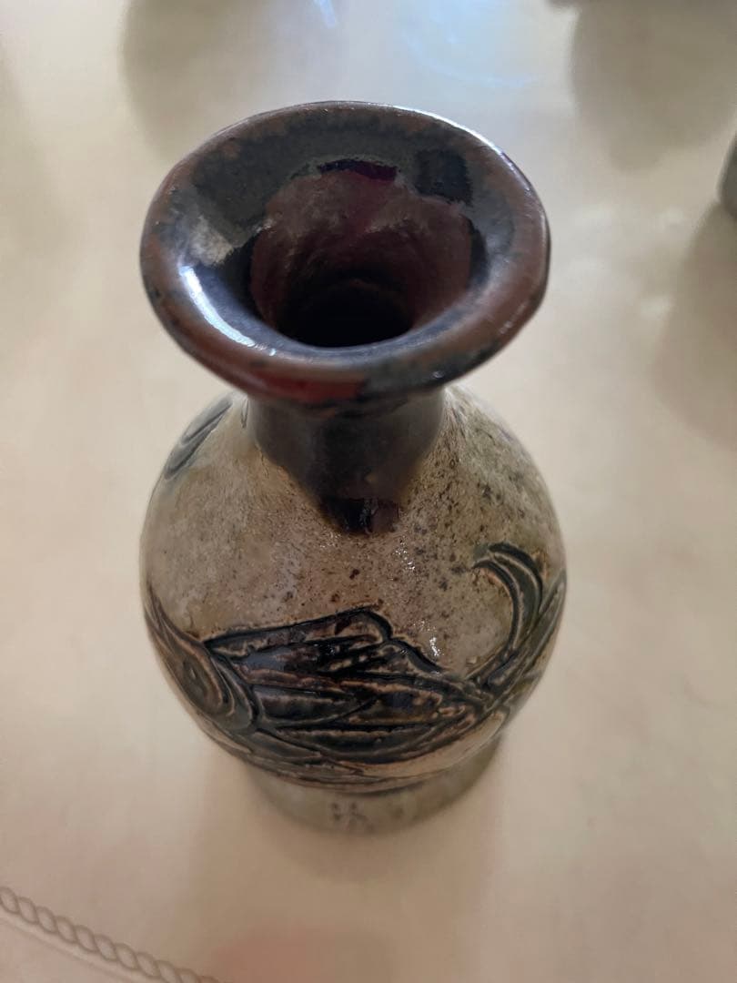 琉球壺屋焼　人間国宝　金城次郎氏作　花瓶