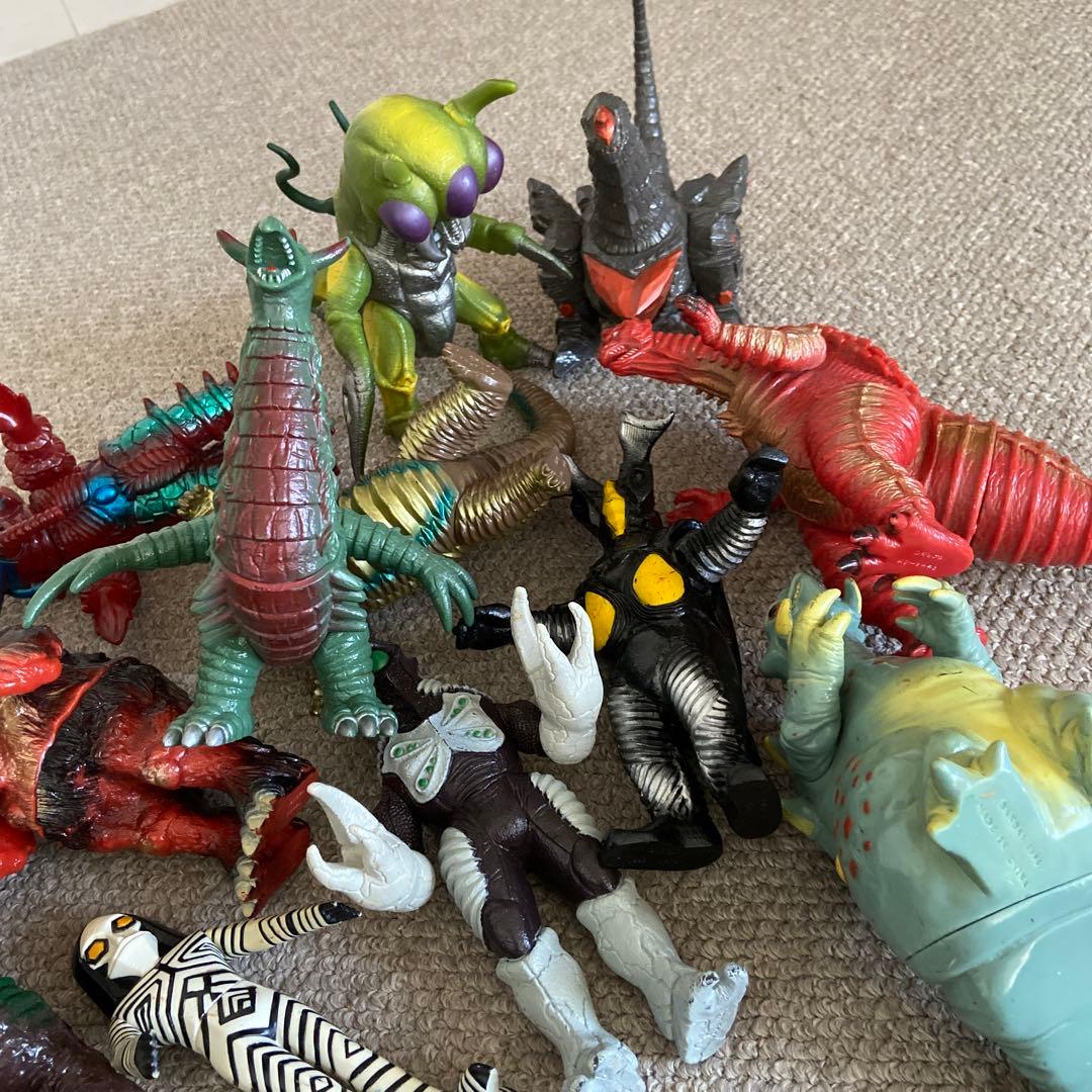 昔のウルトラ怪獣まとめ売り13体