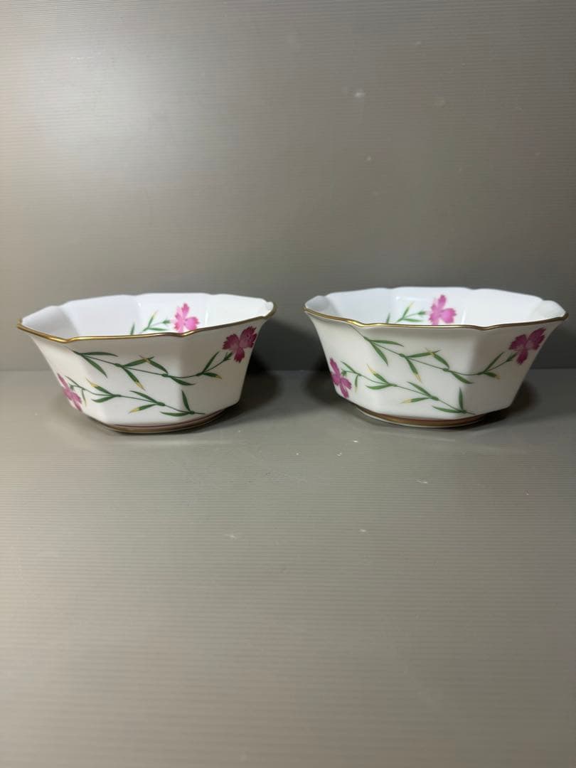 2397 香蘭社　金彩　深鉢2客　楕円鉢1客