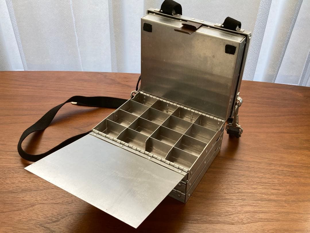 シ*ン様 リチャードソン「チェストフライボックス」４段