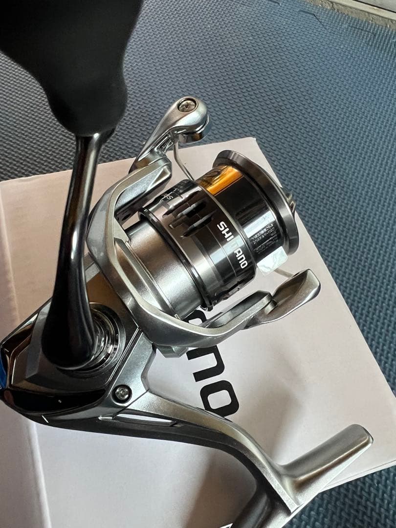 SHIMANO NASCI C2000S スピニングリール