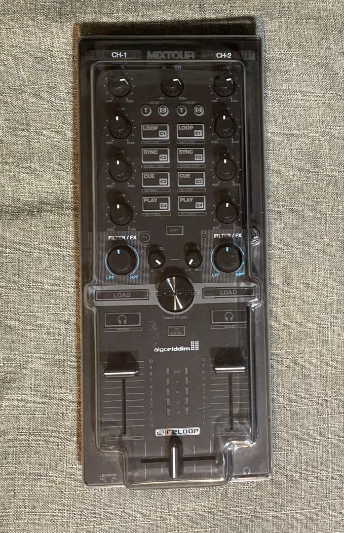 Reloop MIXTOUR DJコントローラー　専用ケース付