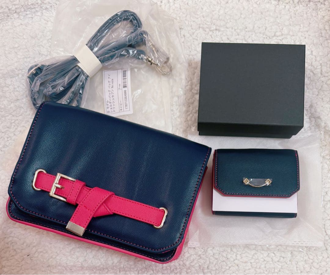 アイナナ　ショルダーバッグ　ミニ財布　百