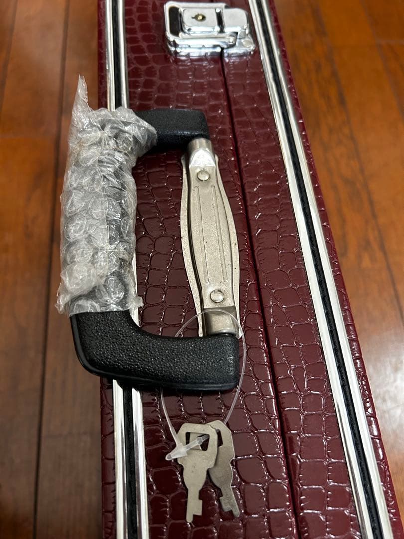 三線本体 沖縄 蛇皮 宮古木工芸 与儀栄功 氏　ハードケース他付属品付き