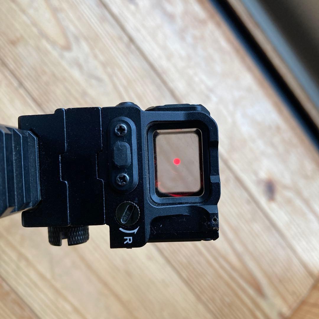 東京マルイ MP7 ドットサイト付き