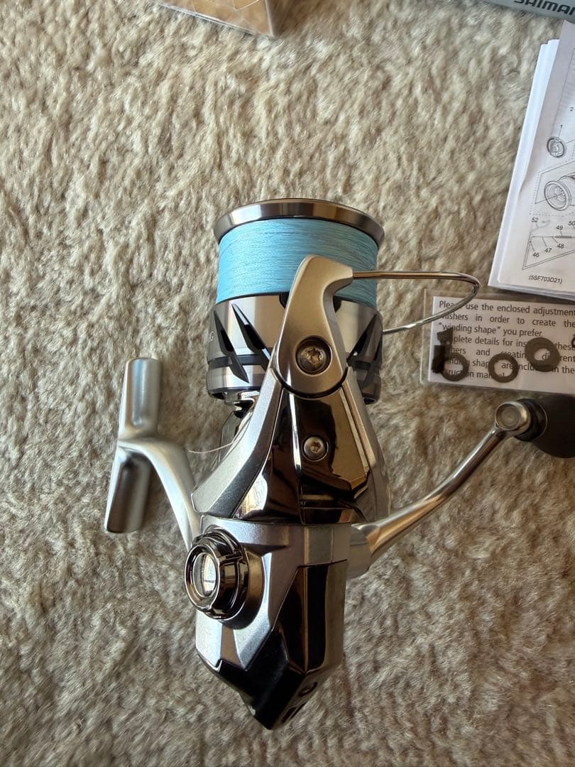 23 ストラディック 2500SHG 美品 ゴメクサスノブ付 純正ノブ未使用