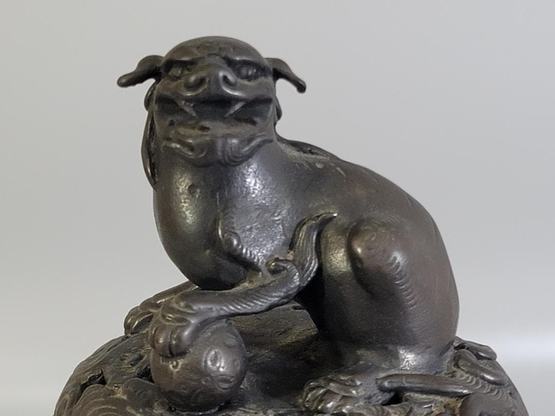 銅 獅子蓋 松鶴 蓮鶴 窓図 香炉 菊紋 DT277