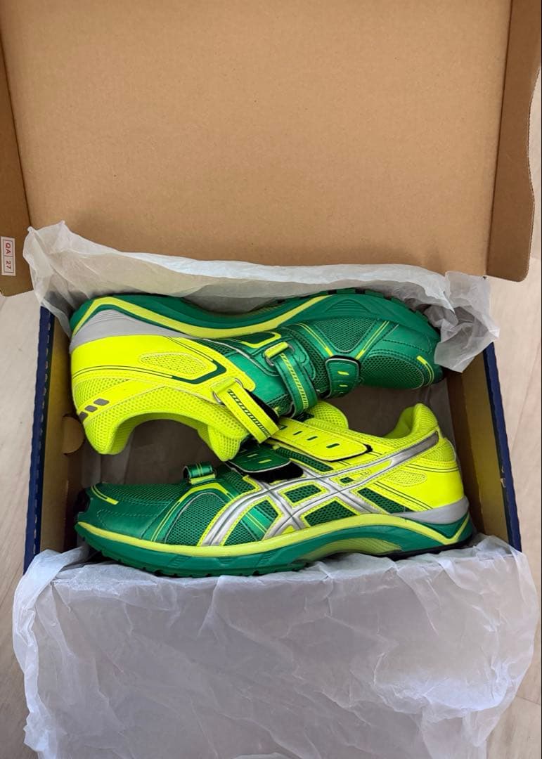 ✨新品・未使用品✨　野球トレーニングシューズ‼️