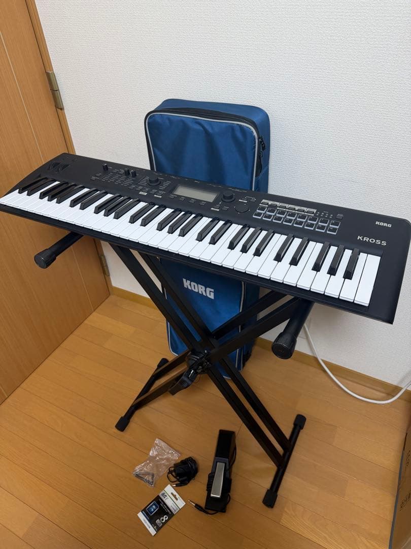 KORG シンセサイザー、キーボード、電子ピアノ