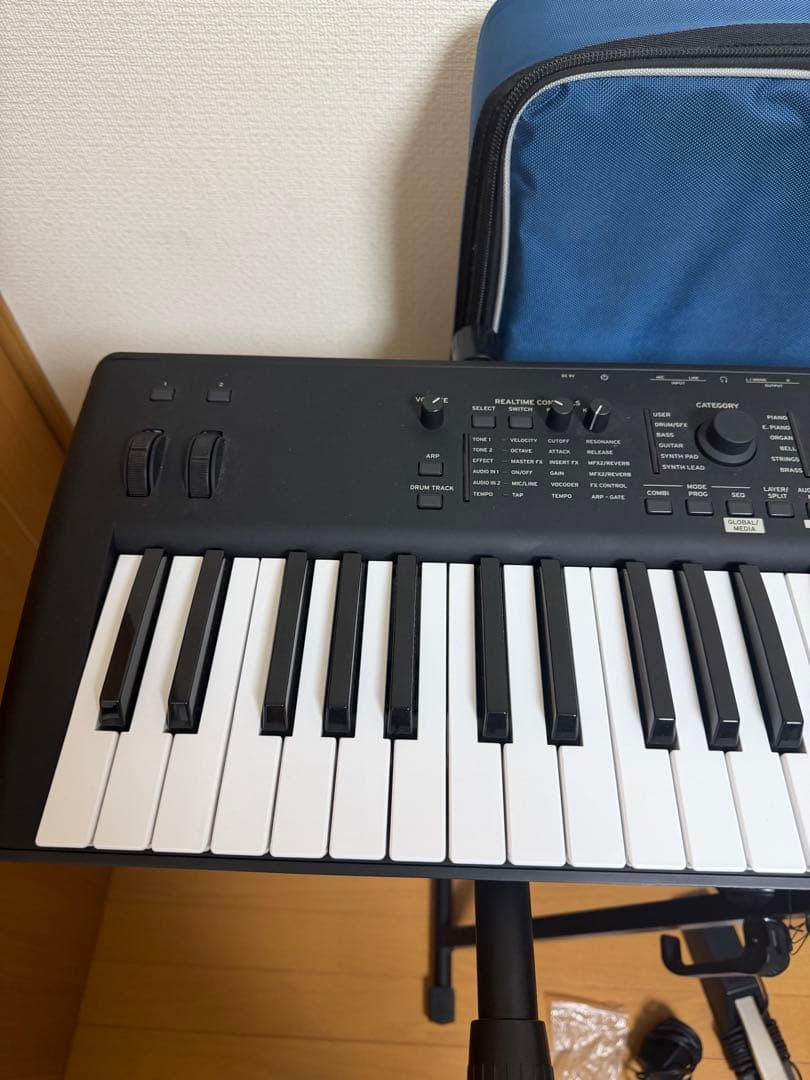 KORG シンセサイザー、キーボード、電子ピアノ