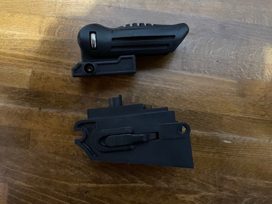 ジャンク次世代G36K セット　バッテリーマガジン7個など