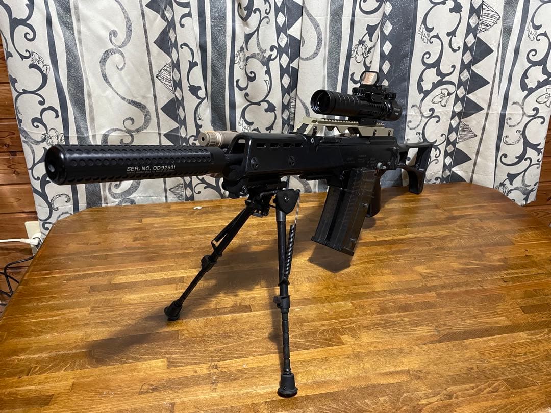 ジャンク次世代G36K セット　バッテリーマガジン7個など