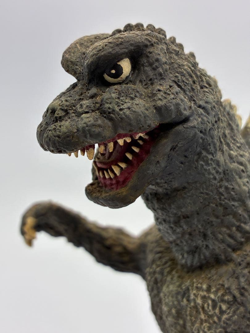 GODZILLA ゴジラ　海洋堂　1968 ソフビキット　復刻前旧版　塗装済