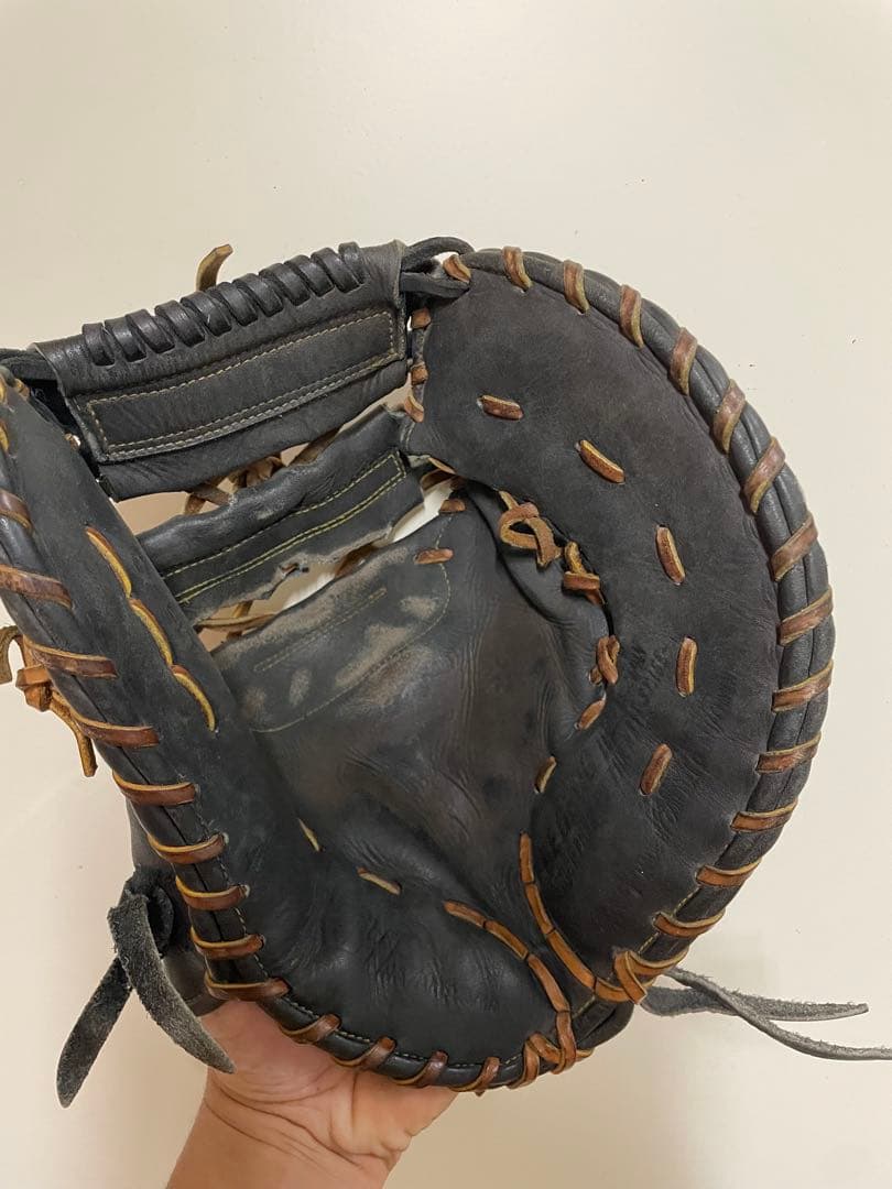 硬式野球グローブ