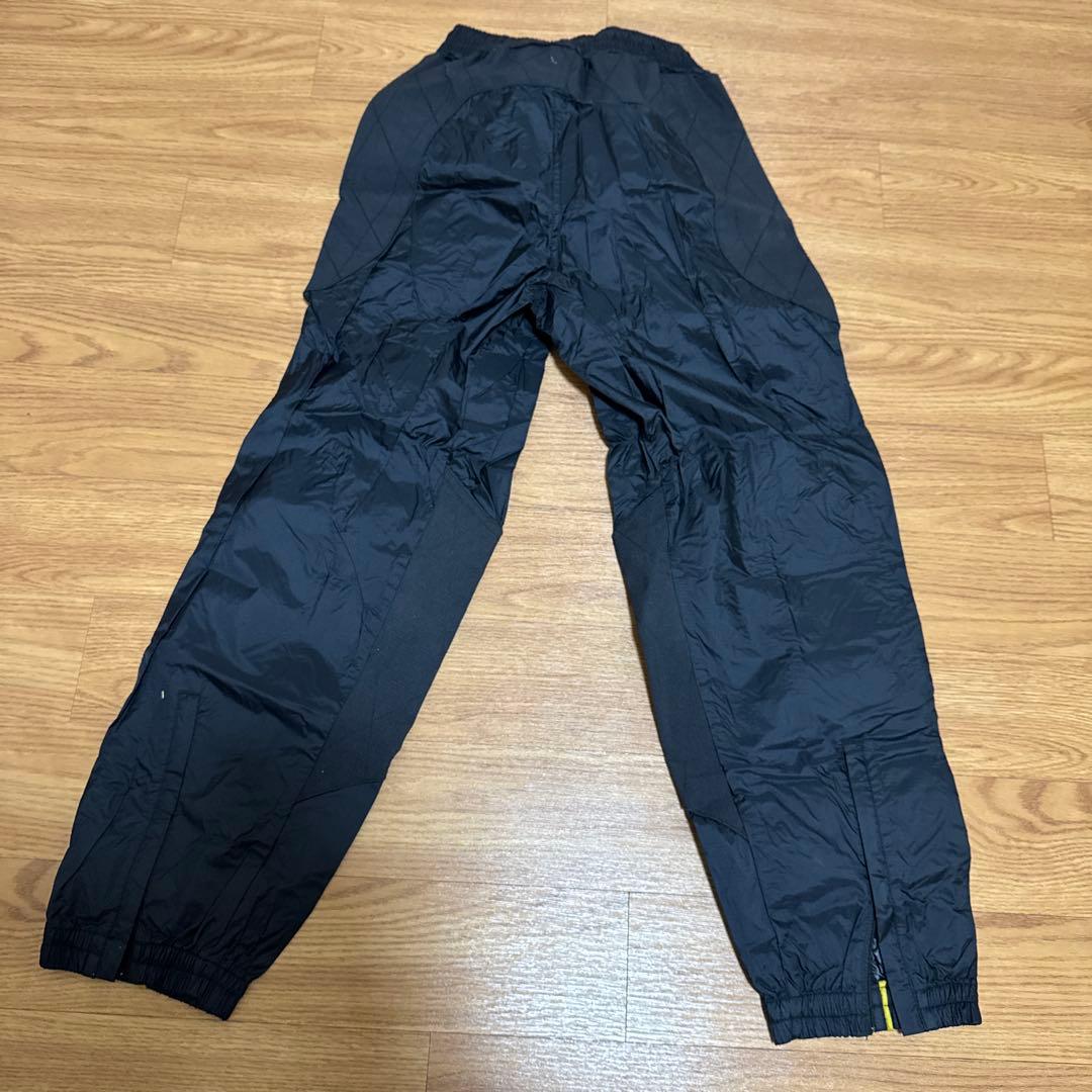 【中古・美品】uhlsport ピステ・ウィンドブレーカー Sサイズ　上下セット