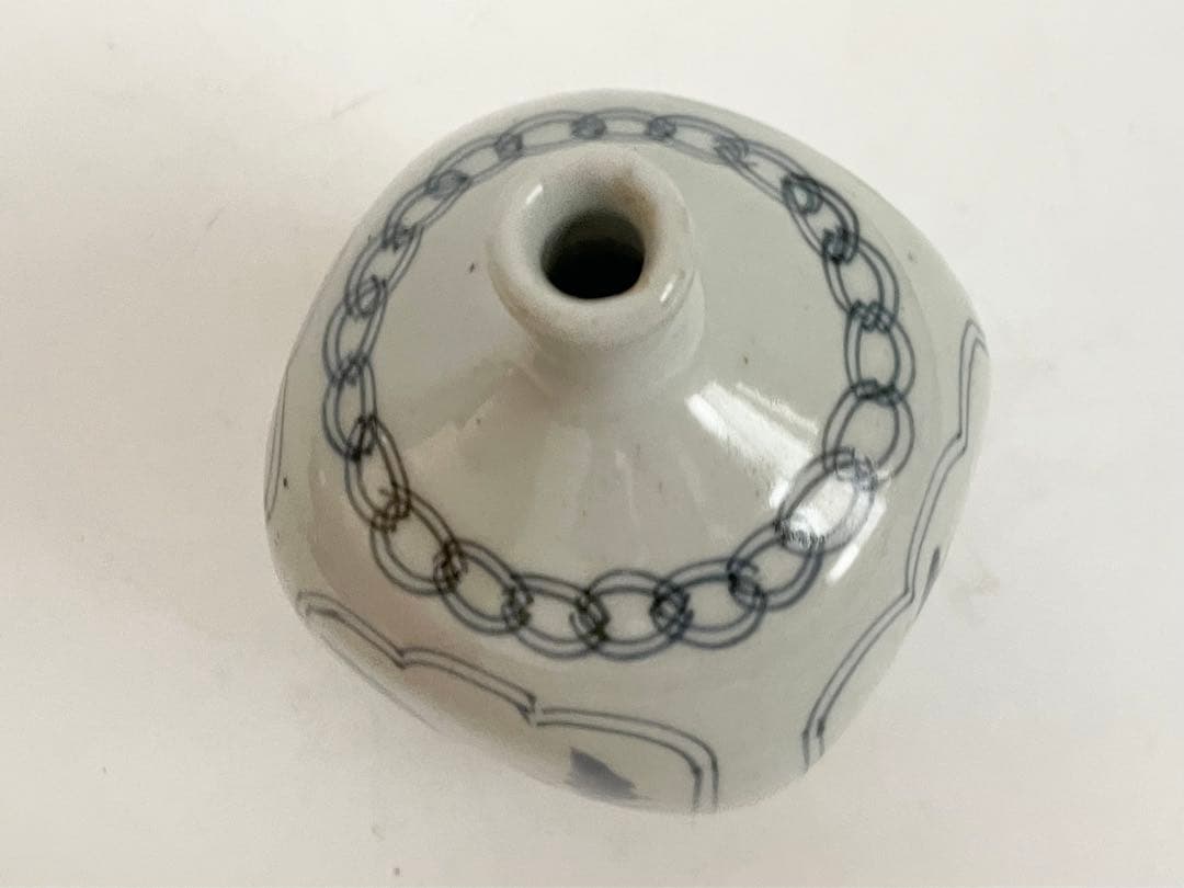 骨董　アンティーク　古伊万里　染付　窓絵　鳥文様　徳利　一輪挿し　初期伊万里