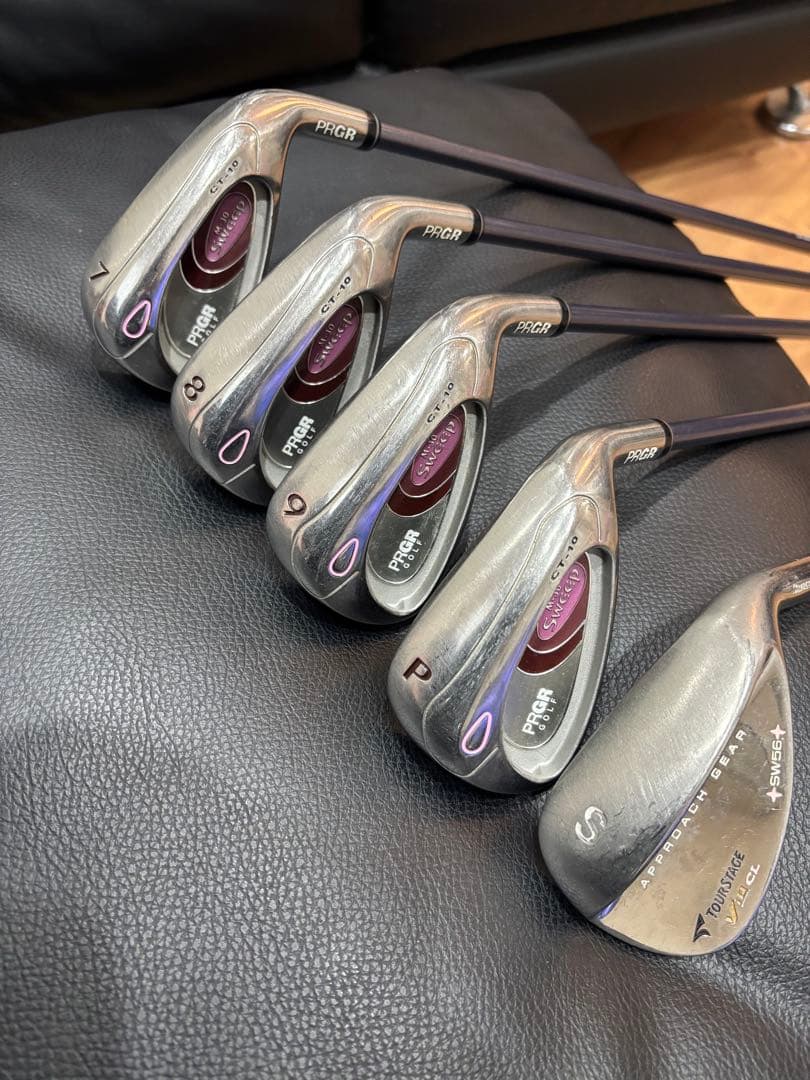 PRGR レディース アイアンセット 4本セット＋ツアーステージサンドウェッジ