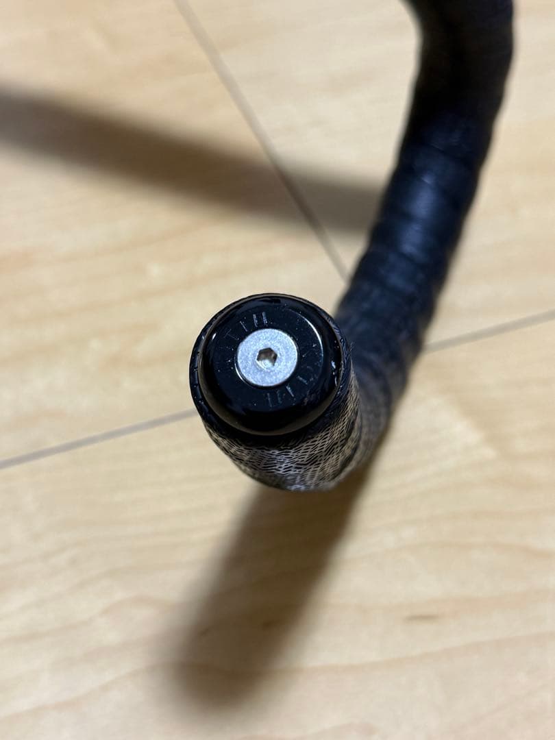 THOMSON aluminum round road bar 幅400mm