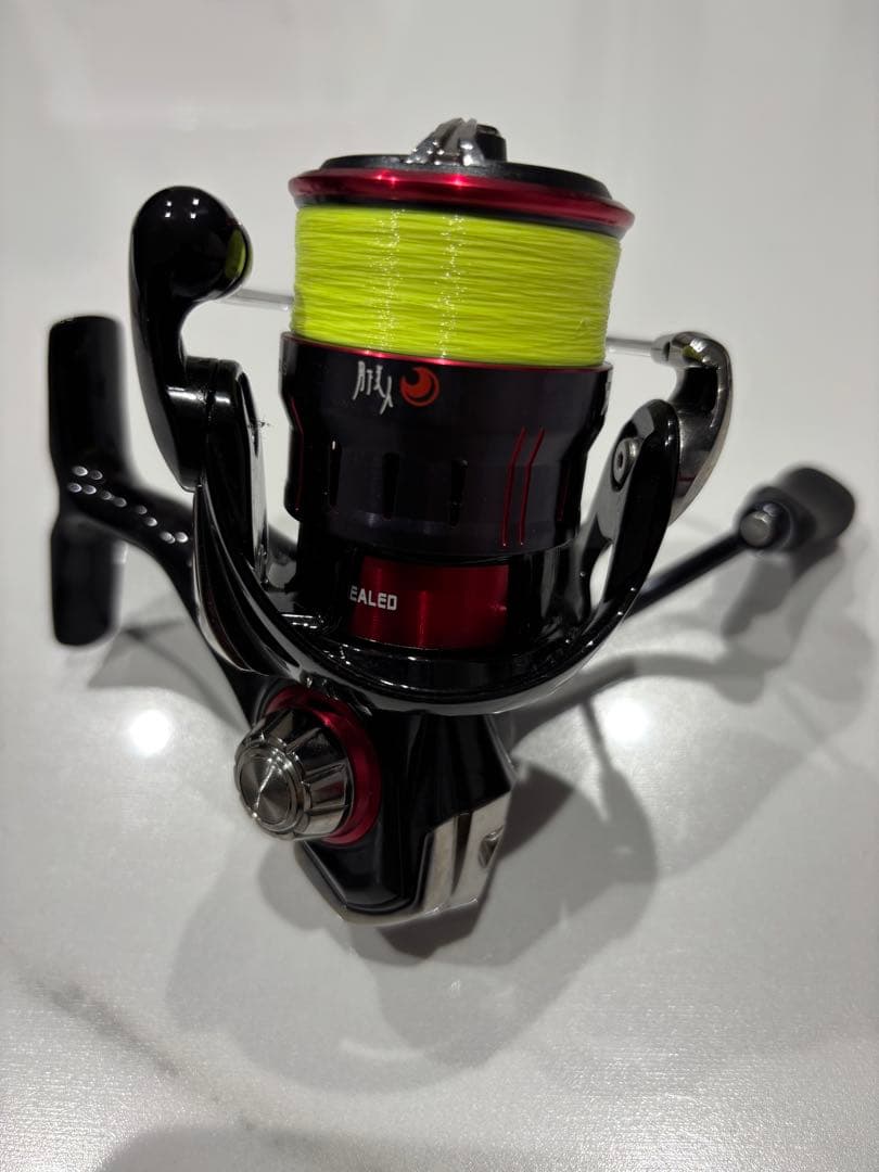 DAIWA 月下美人　LT2000S リール