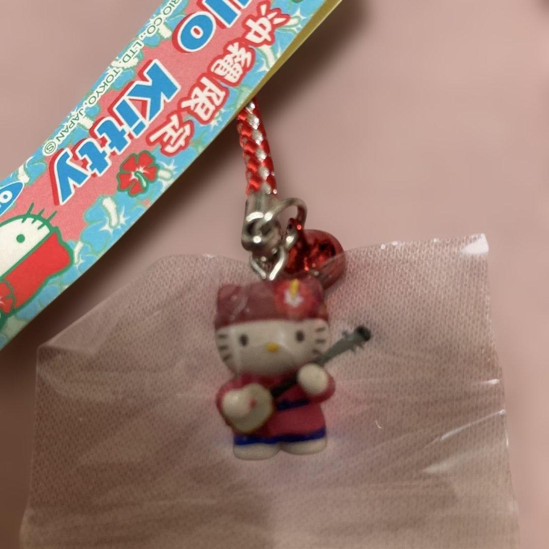 キティちゃん根付けストラップ、指人形、ミニバック