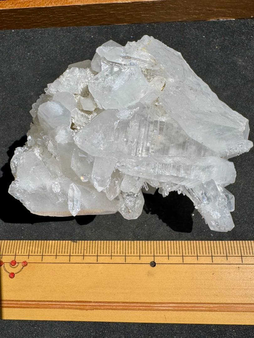 【国産鉱物】水晶クラスター(宮崎県) 鉱物標本