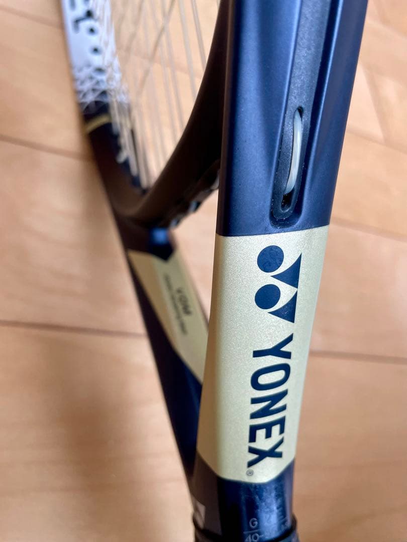 超美品♪ヨネックス アストレル 115 。ガット新同オーバーグリップ新、ケース付