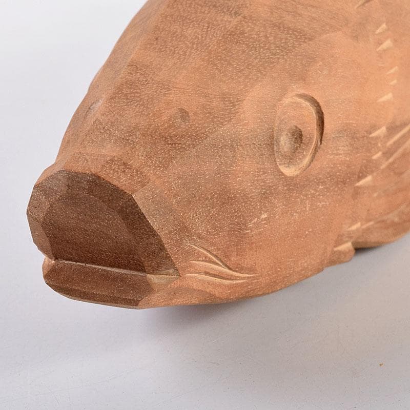 井波彫刻　人間国宝　横山一夢作　木彫　鯉　共箱　C　8156