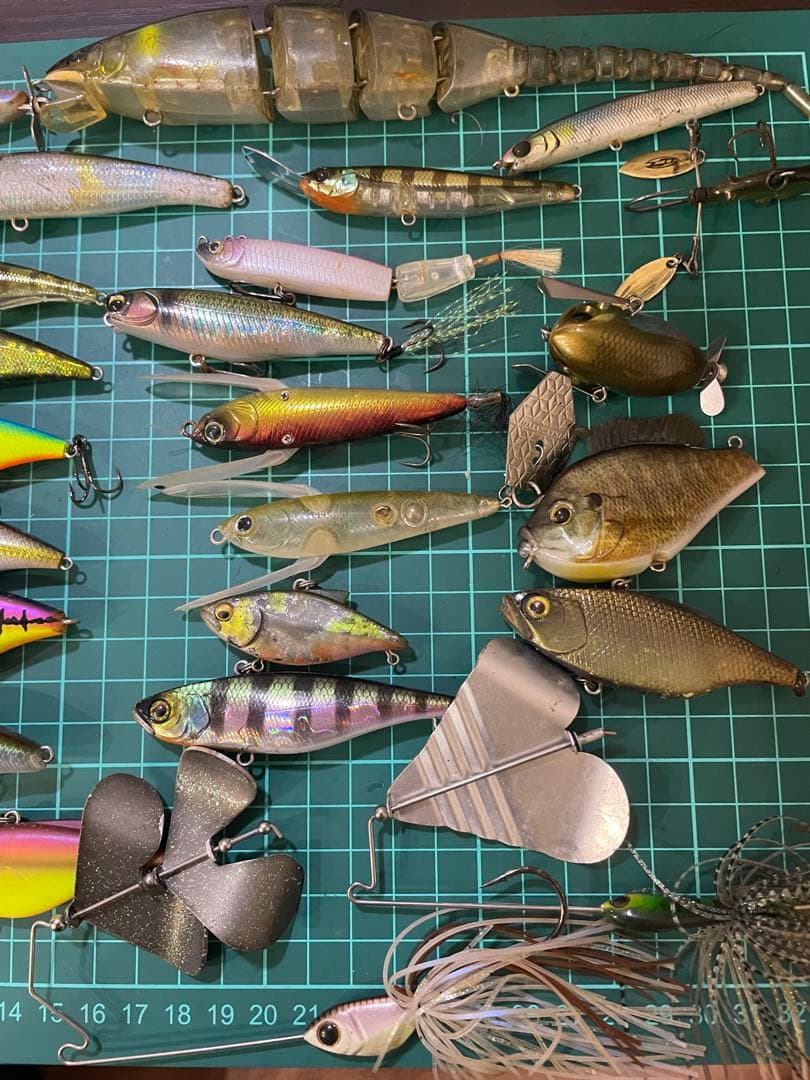 バスルアー　大量☆早い者勝ち☆激安☆バス釣り引退☆人気☆ルアー色々☆投げ売り