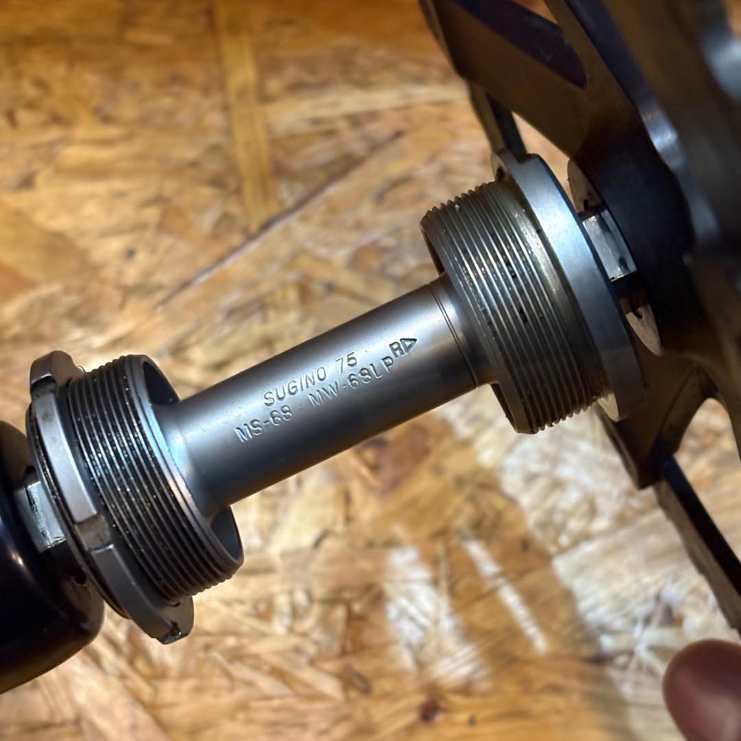 sugino 75 クランク　ピスト　FIXED