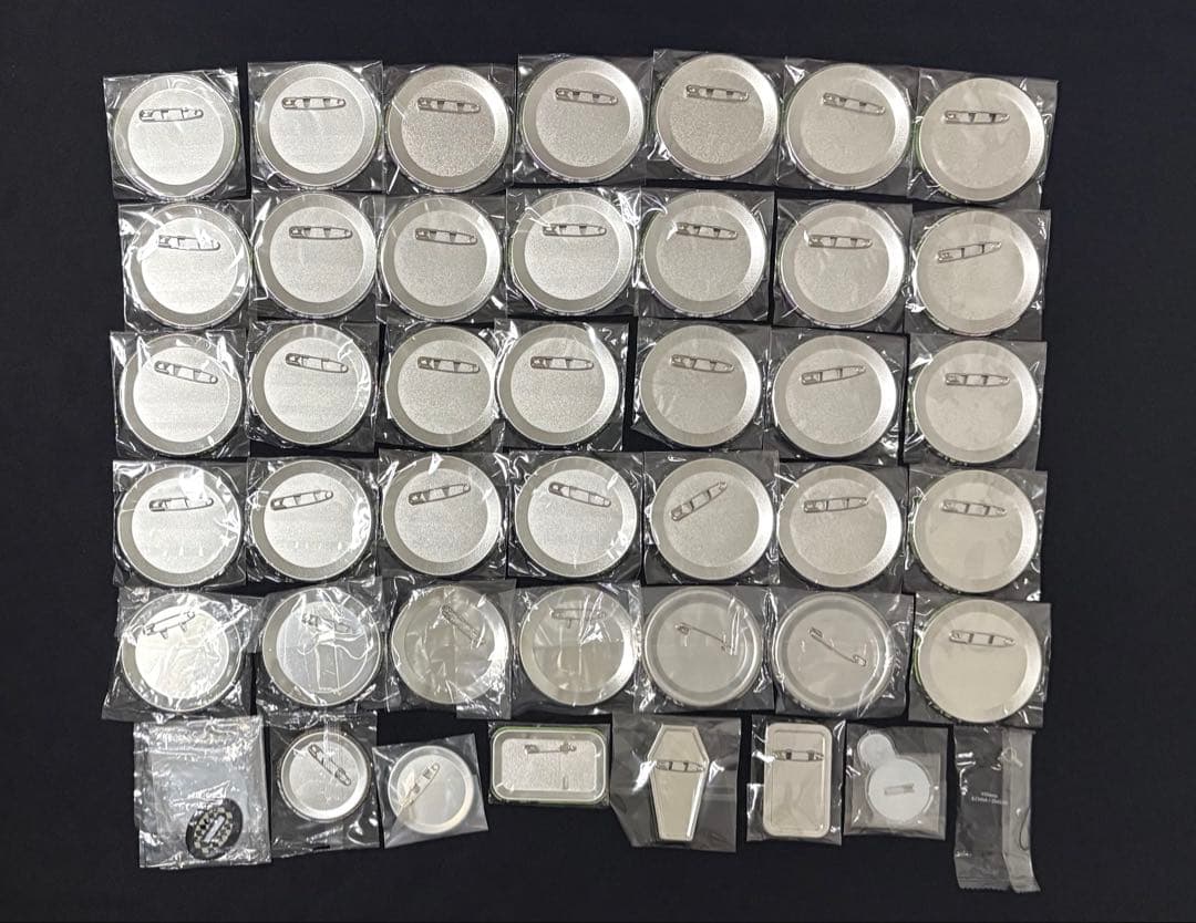 ツイステ シルバー 缶バッジ アクスタ ストラップ namco 一番くじ まとめ